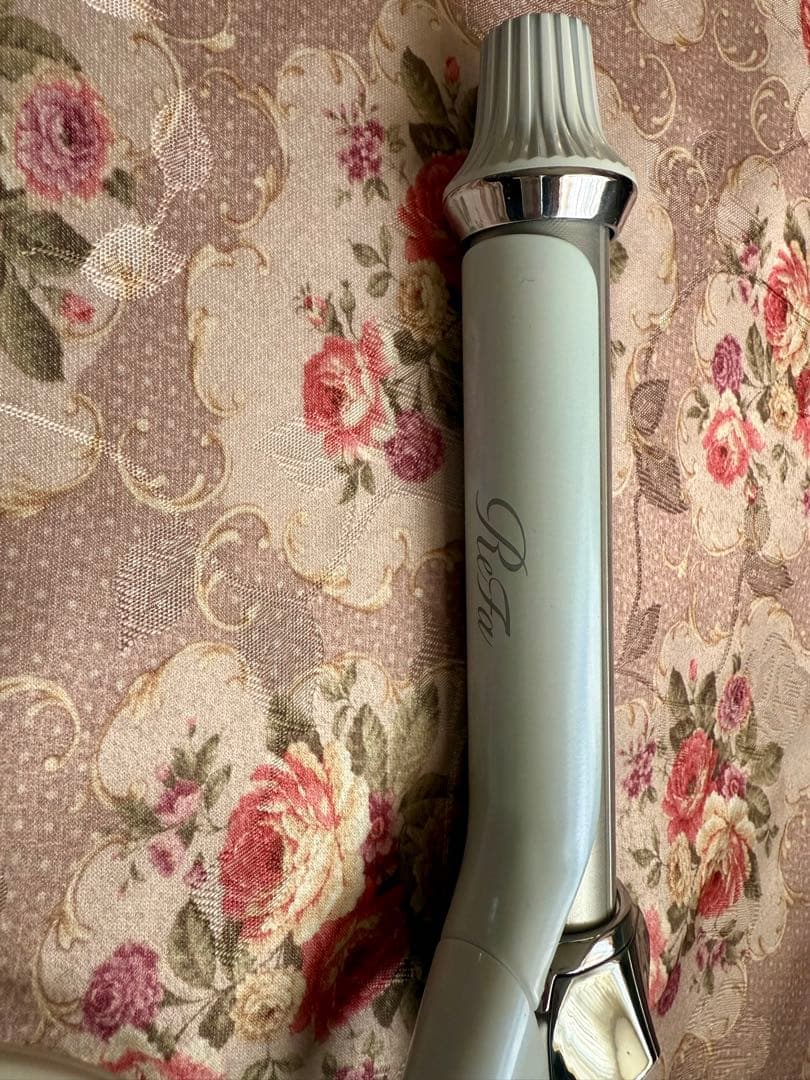 【美品】リファカールアイロン プロ26mmホワイト2024年製