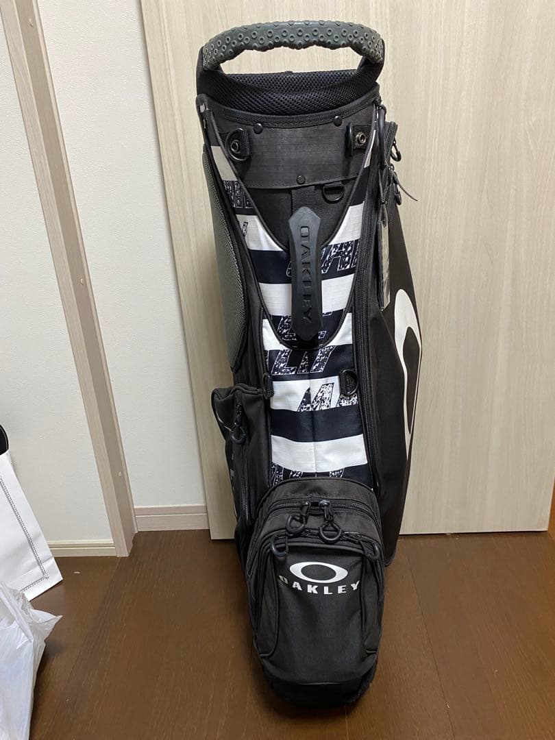 OAKLEY ゴルフバッグ・キャディバッグ