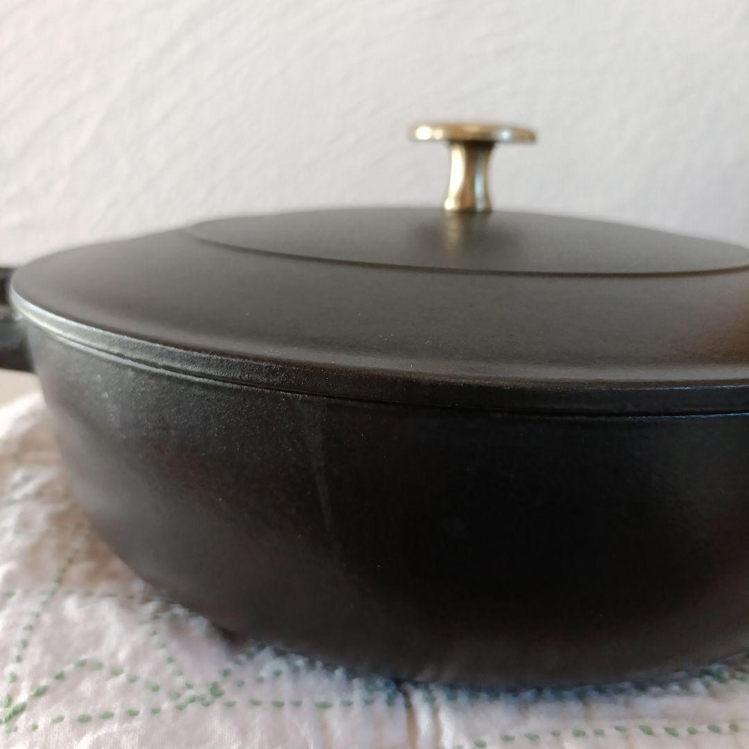 □Staub□ ブレイザーパン□ 24cm □ブラック□
