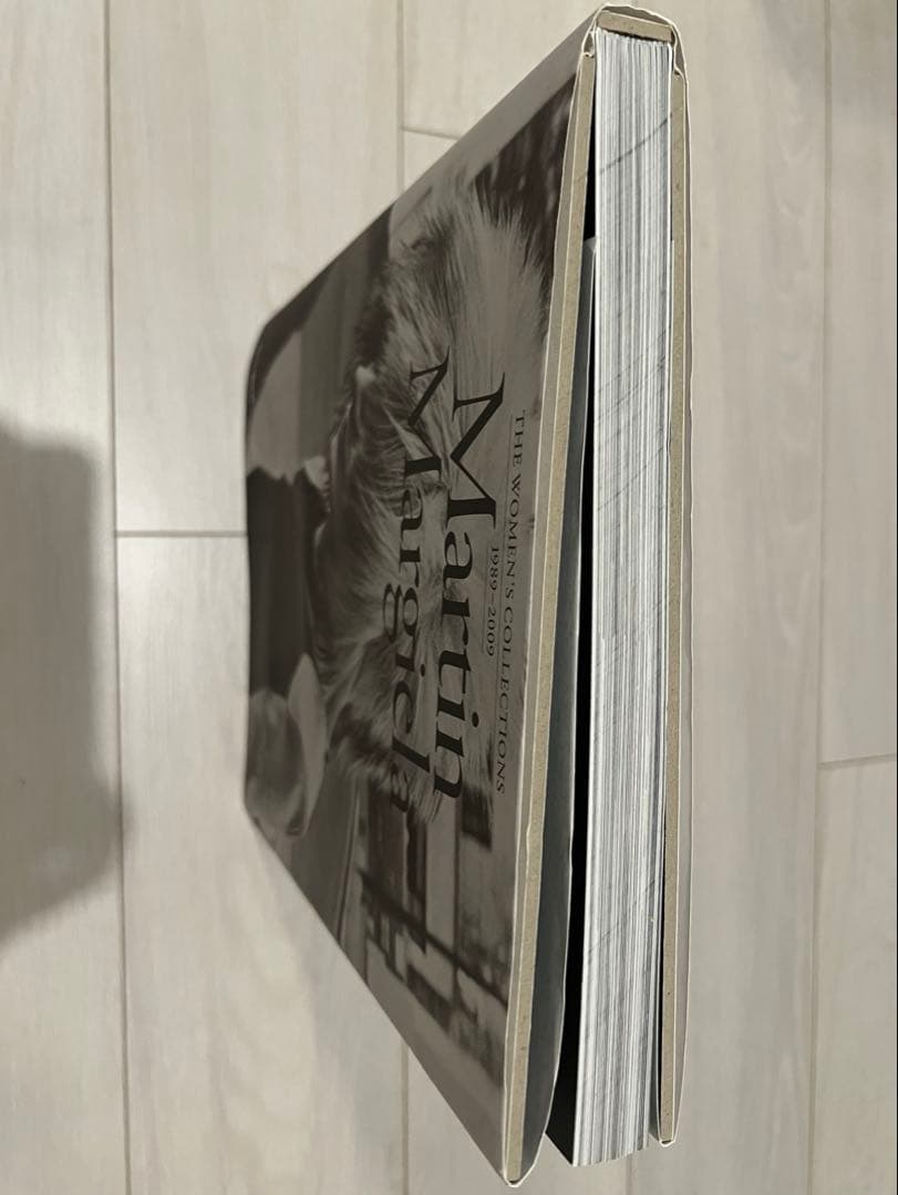 アート・デザイン・音楽 Martin Margiela The Women's Collections