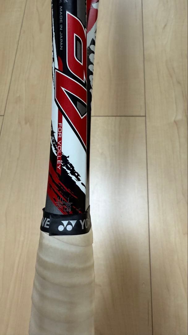 ヨネックス　ナノフォース8Vレブ　フレイムレッド