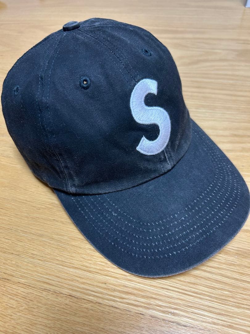 supreme Sロゴキャップ ブラック