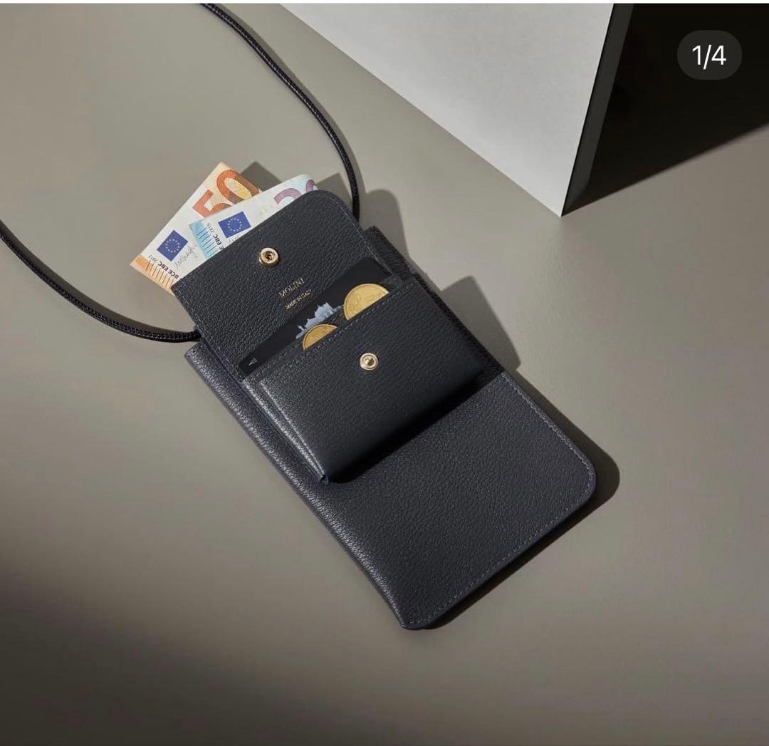 年内売切り希望MOLINI スマホショルダーウォレット　グレイ