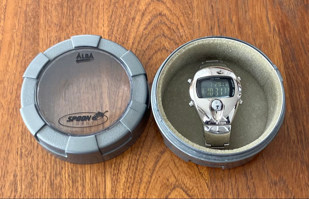 アルバSPOON INGOT UNIVERAL STUDIOSコラボモデル