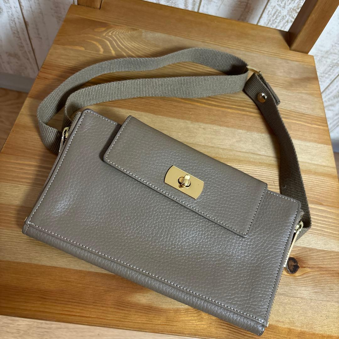 ianne イアンヌ ポリーヌ　ウエストポーチ　ウエストバッグ