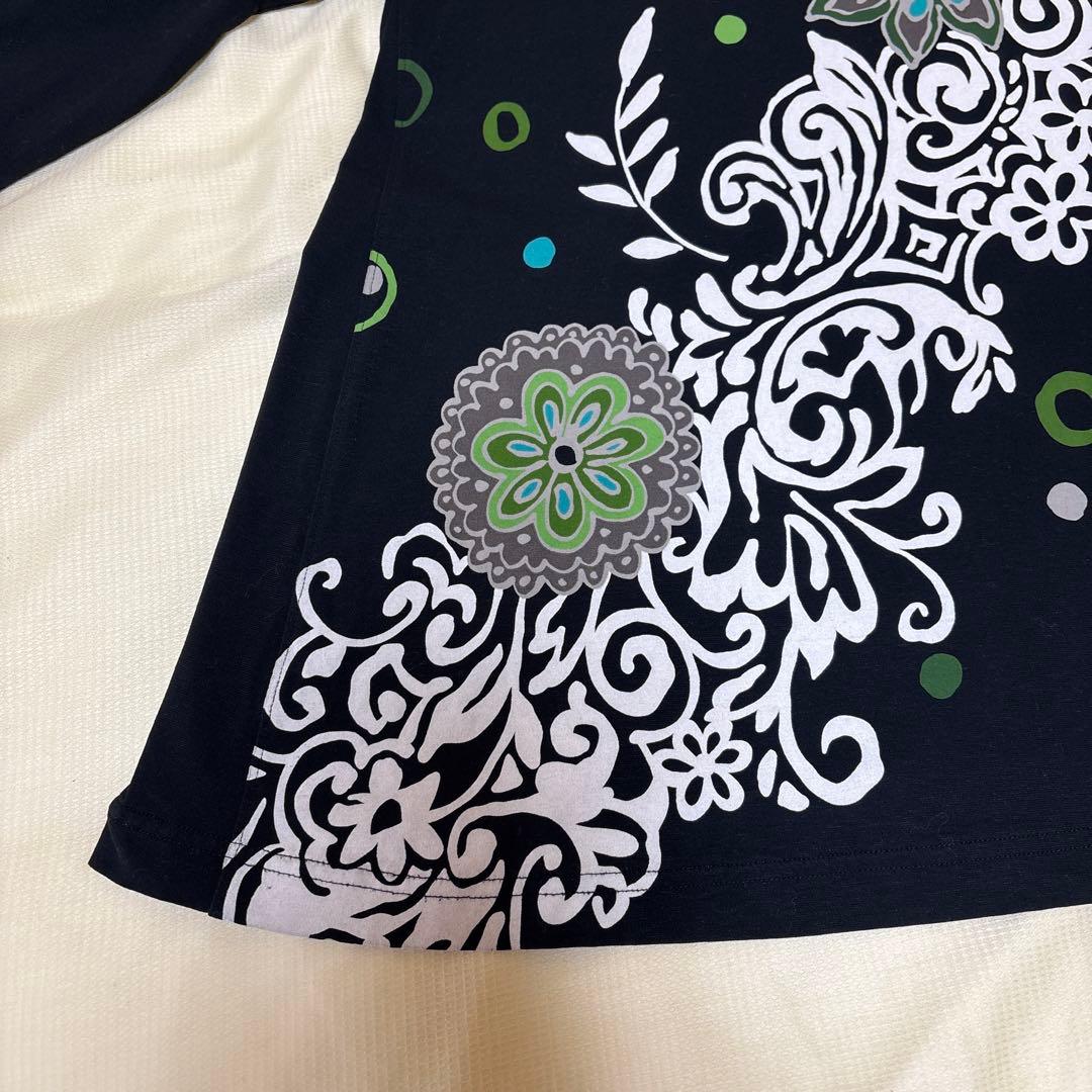 『美品』⭐️トクコプルミエヴォル⭐️黒地にシースルーハイネック素敵な花柄チュニック❣️