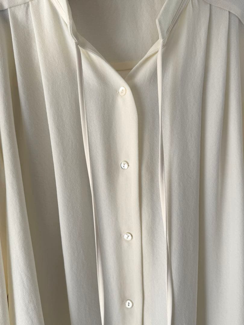 新品 soeju ソージュ ジョーゼットリボンブラウス