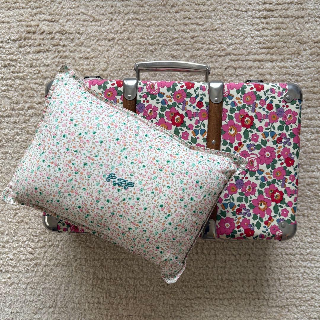 未使用品 リバティ トランク caramel リバティ柄クッション付き