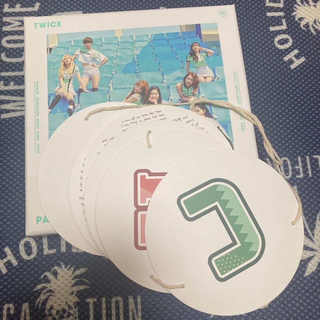 TWICE アルバム まとめ売り　トレカ120枚ほど付き　アルバム15枚
