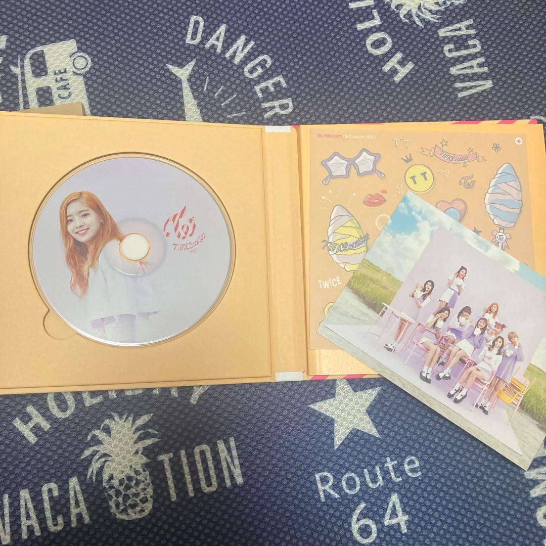 TWICE アルバム まとめ売り　トレカ120枚ほど付き　アルバム15枚