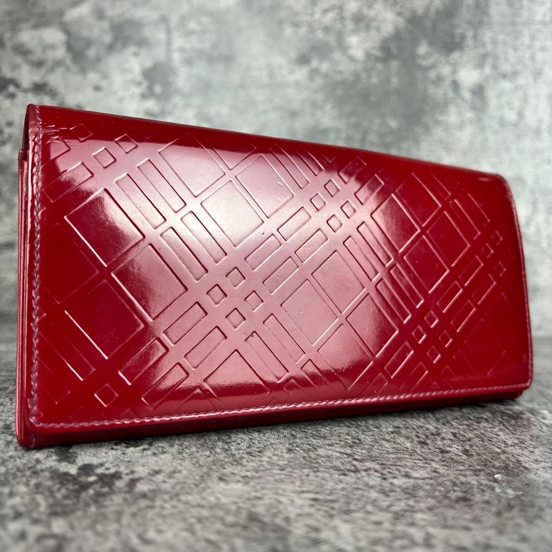 BURBERRY パテントレザー 型押し 二つ折り長財布 レッド
