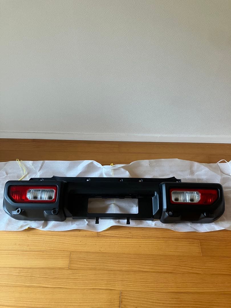 （新車外し）ジムニー/ジムニーシエラ純正パーツ/フロントリアパーツ2点セット