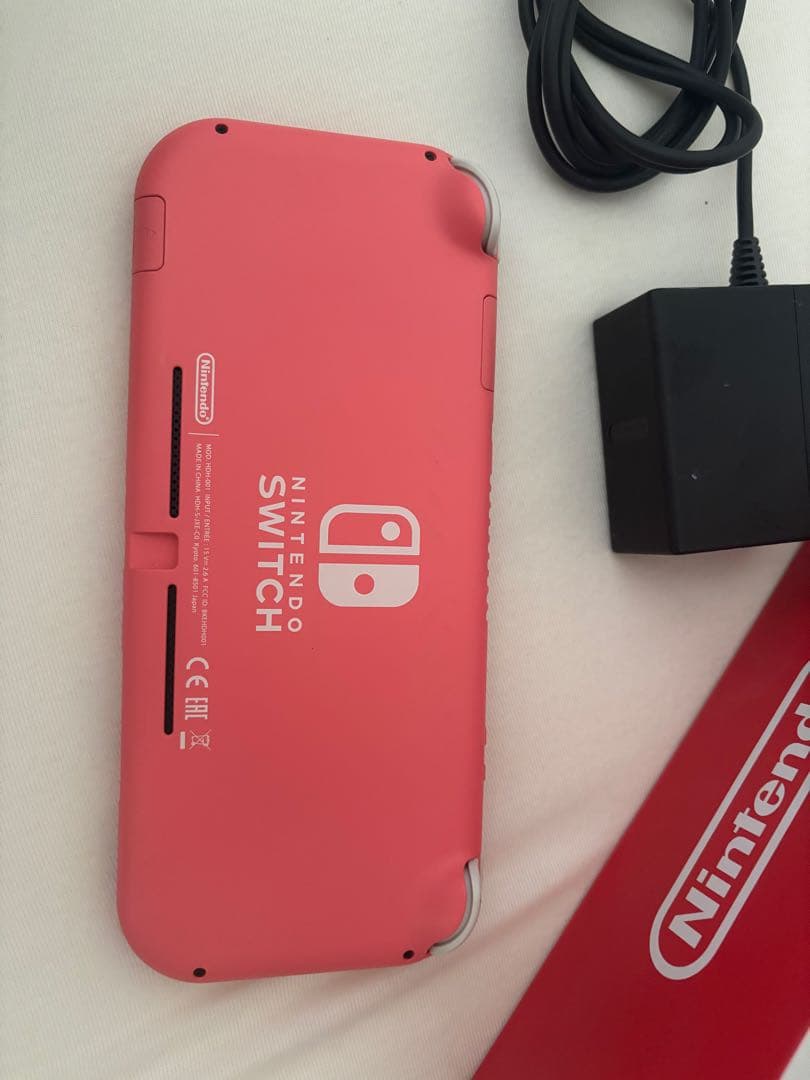 NintendoSwitchLiteスイッチライト本体 コーラルピンク