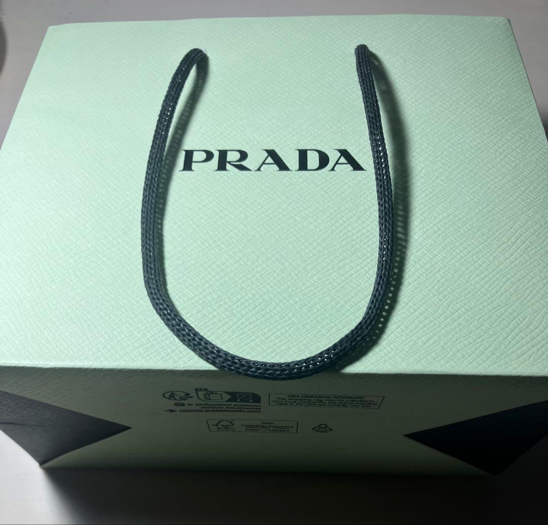 PRADA PARADOXE ヘアミスト 30mlギフトボックス付き