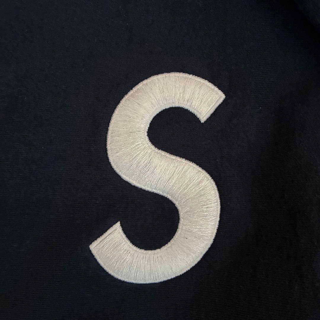 Supreme Sロゴ crewneckネイビー