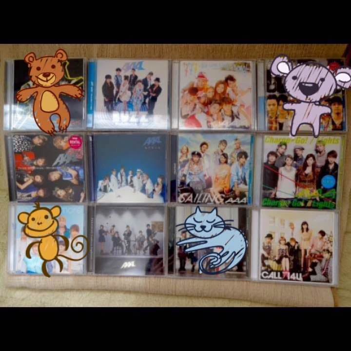 AAAのシングル、アルバム、トレカ