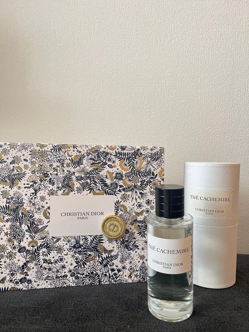 メゾン　クリスチャン　ディオール　テ・カシミア　オードパルファン