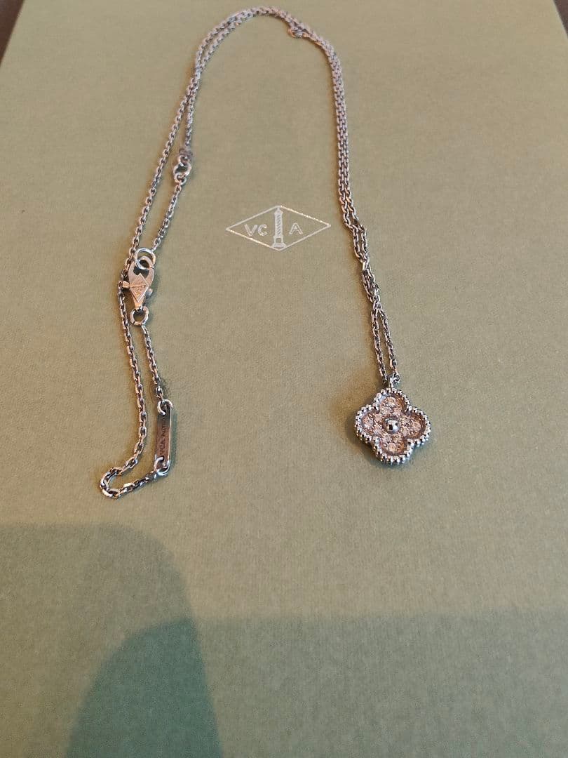 美品　ヴァンクリ　スウィートアルハンブラ ダイヤ　ペンダント