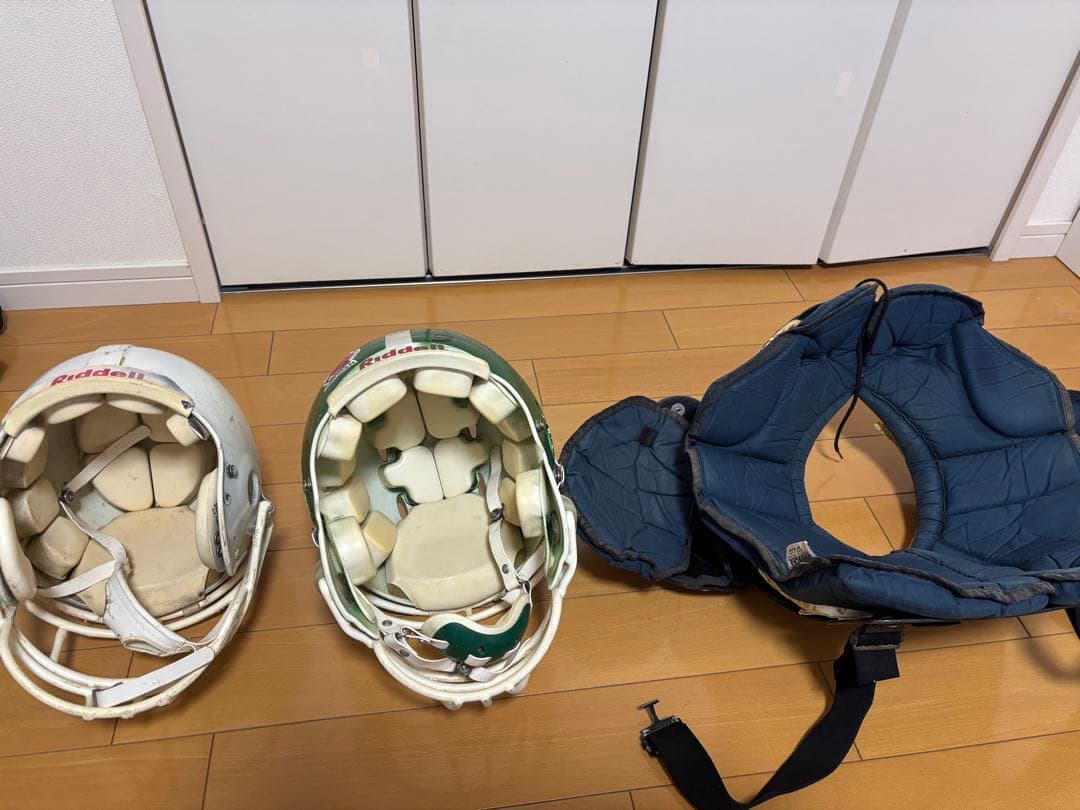 Riddell アメリカンフットボールヘルメット2点 ショルダー1点