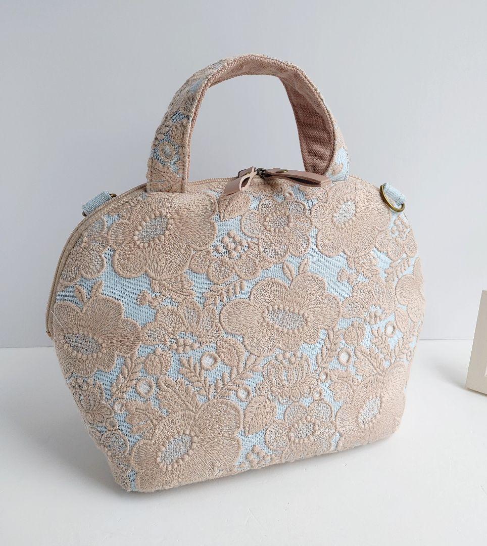 １点のみ　ミナペルホネン　smile flower ミニサイズ　まるいファスナー