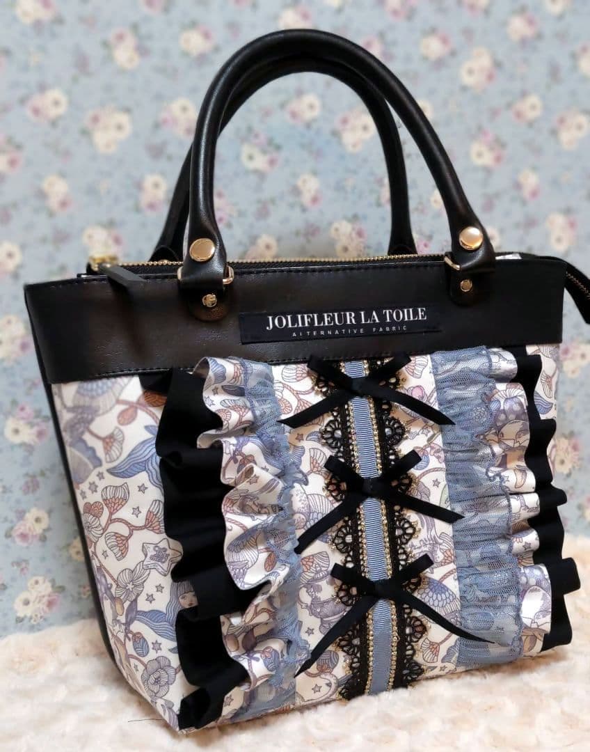 い*ご様 ジョリーフルール　フラップファスナートート　ポイズンベリーシーフ　トリ