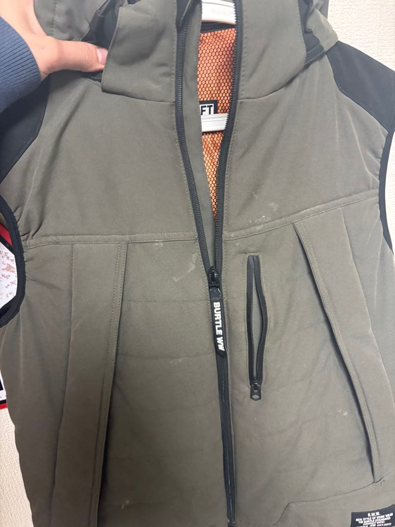 オリーブグリーン 空調服 フード付き