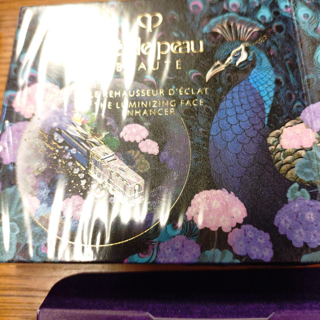 最終価格　未使用　クレド　ハイライト　百貨店さんで購入　2025年クリスマス限定