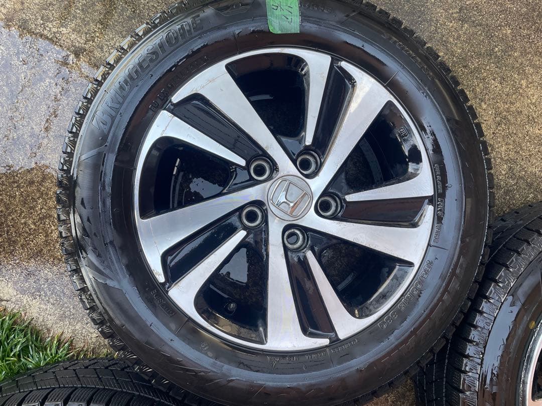 送料込み　フリード GB系　純正アルミ　ブリヂストン ブリザック VRX3 4本