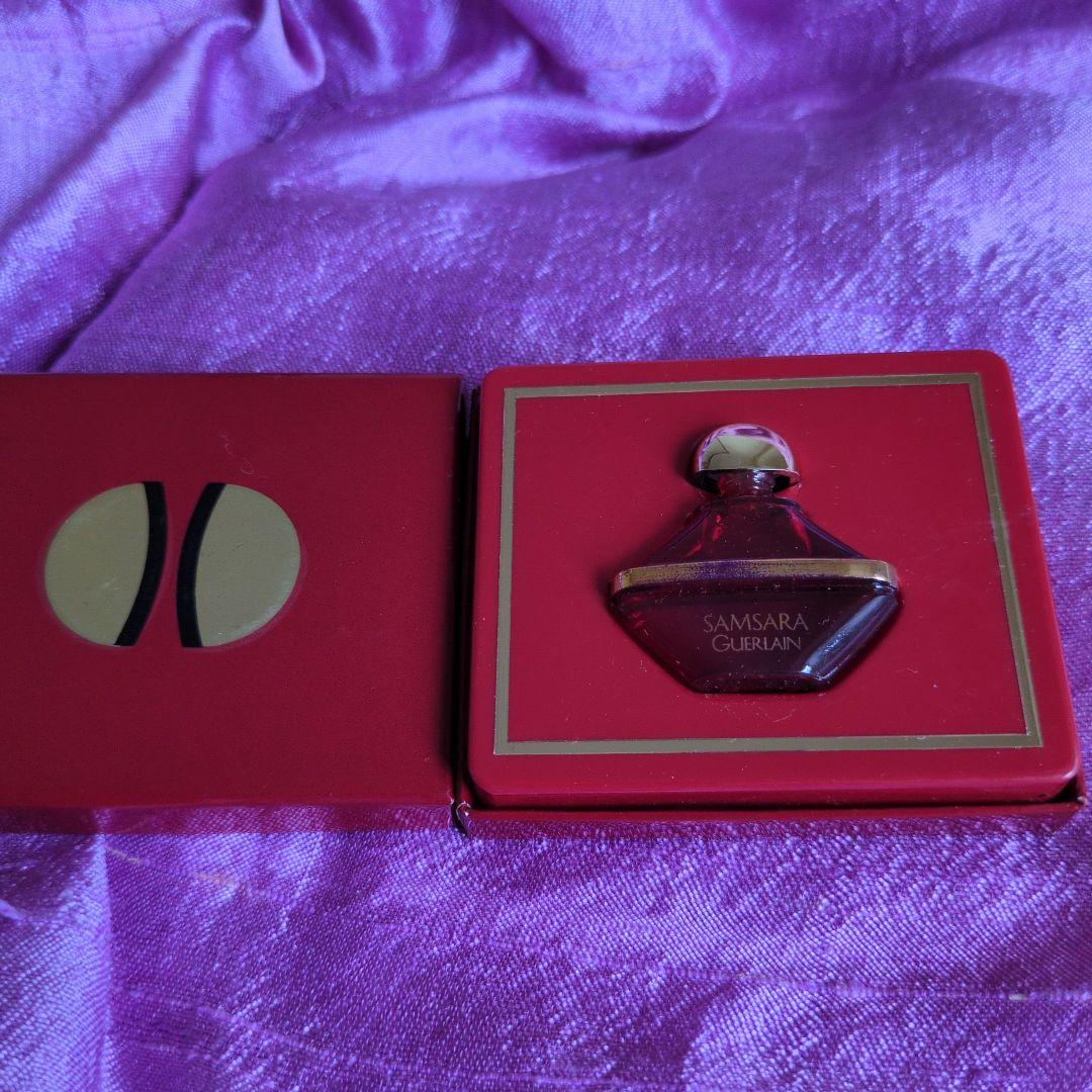 ♦️GUERLAIN SAMSARA♦️ ボディパウダー 100g ミニトワレ付