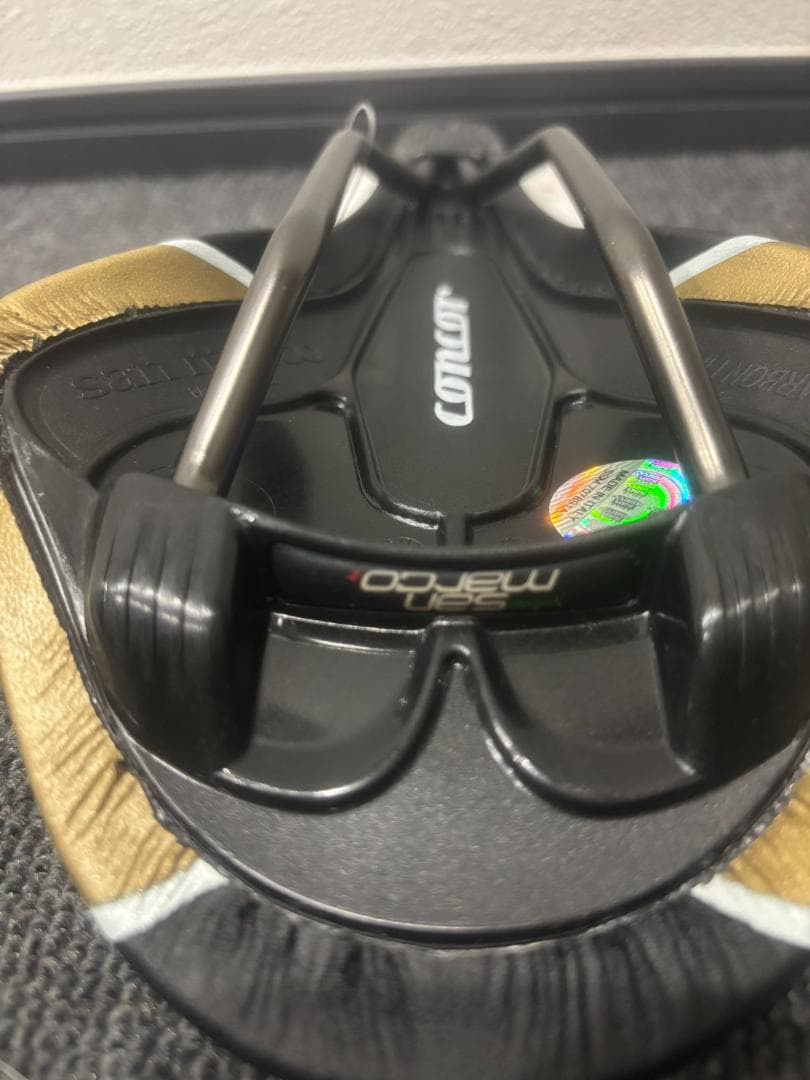 セラサンマルコ コンコールレーシング サドル