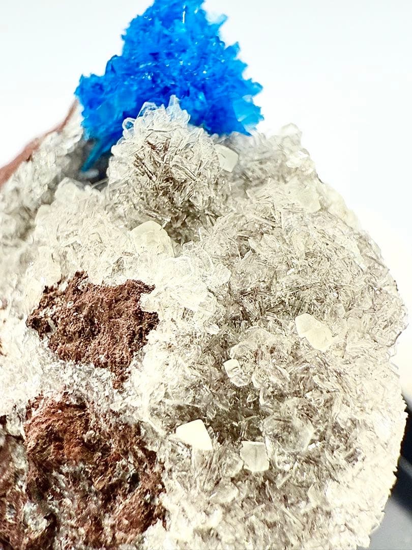 角砂糖　カバンサイト　原石　鉱物標本　天然石　ペンタゴナイト