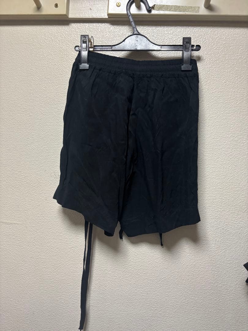 アンドゥムルメステール ショートパンツ