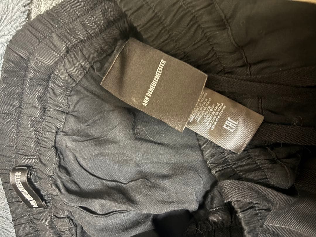 アンドゥムルメステール ショートパンツ