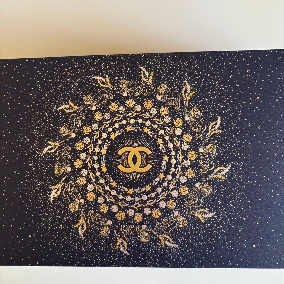 CHANELクリスマスコフレ2025 リップ アンド ネイル ケアセット