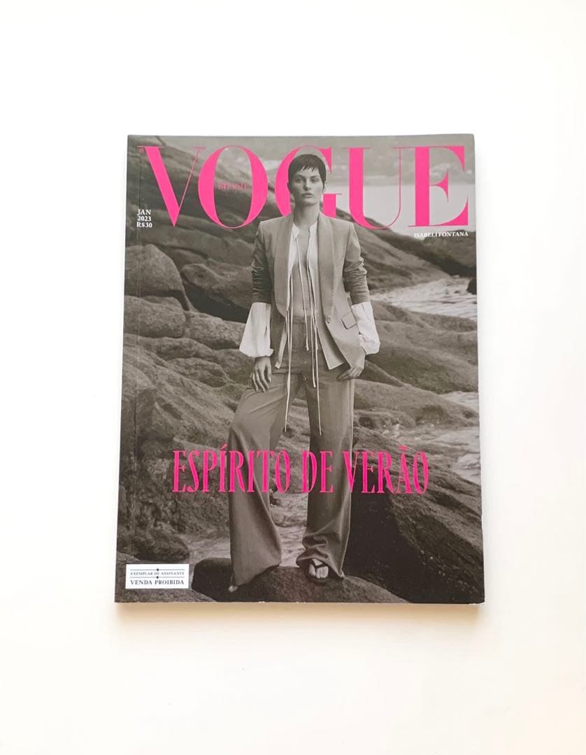女性情報誌 Vogue Brasil Magazine January 2023