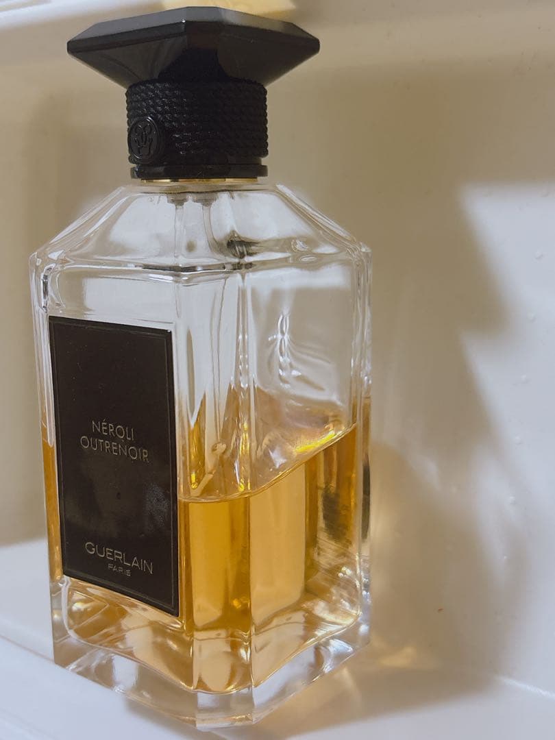 本日まで！お値下げ可能全国取扱少 Guerlain ネロリウートルノワ200