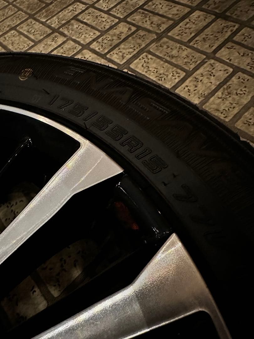 トヨタ タンク ルーミー 15インチ タイヤホイールセット 1本