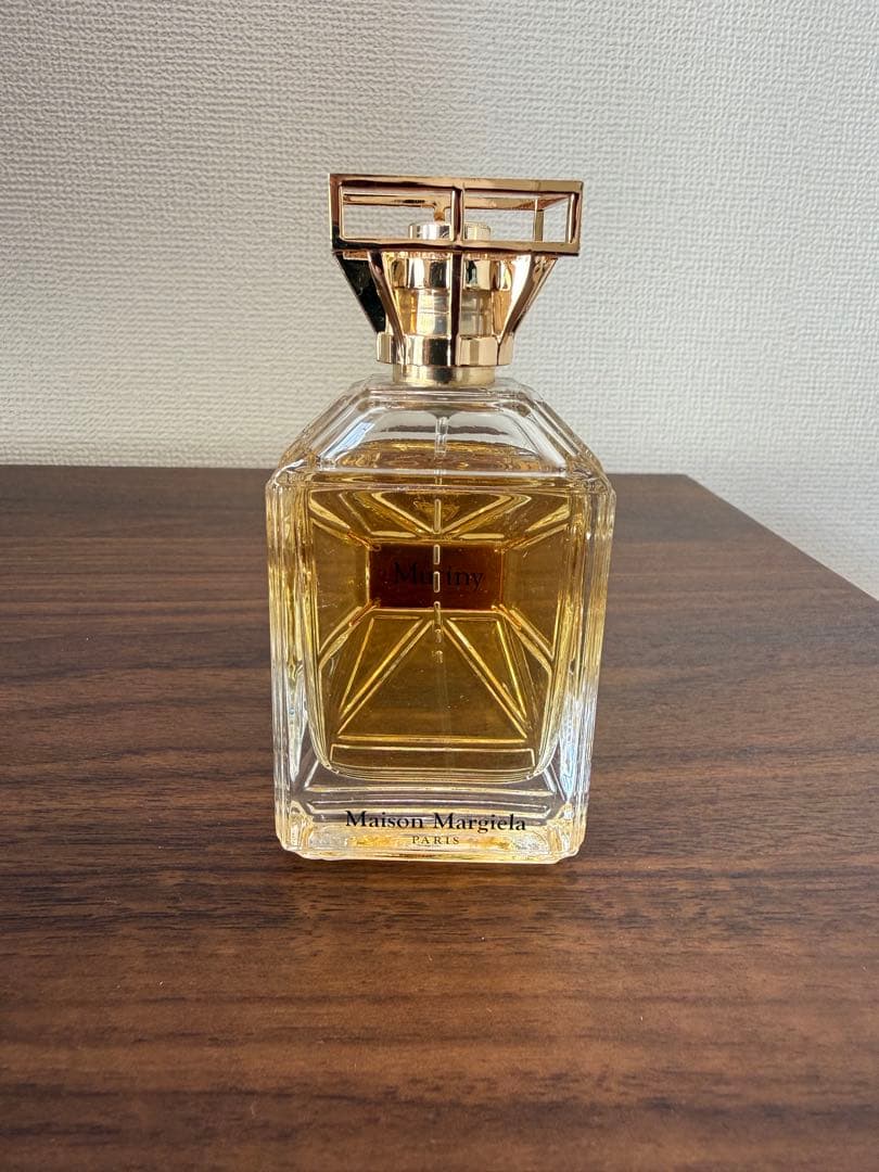 本日限定！！！Maison Margiela ミューティニーオールドパルファン