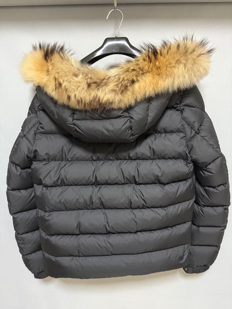 ア*】様 モンクレール　ダウン　バイロン　byron 14a 黒　ブラック　大人