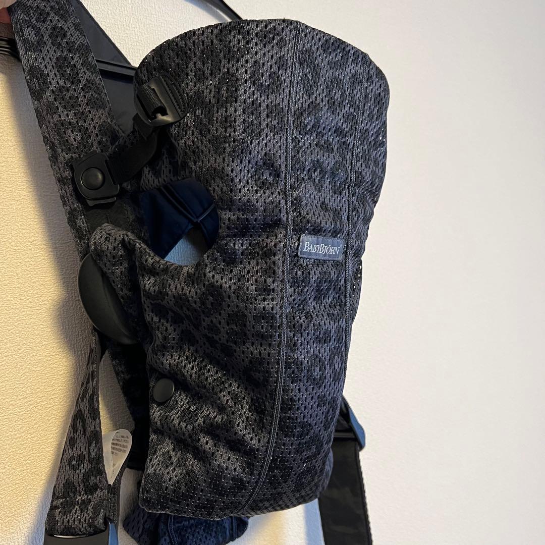 BabyBjörn MINI AIR ベビーキャリア アンスラサイトレパード