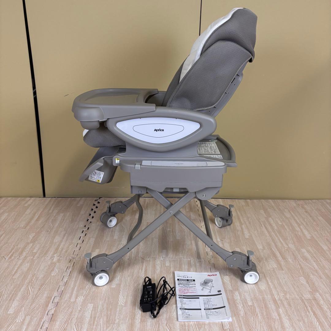 除菌清掃済☆美品☆　アップリカ　ユラリズム　オートスイング　電動式　別売トレイ付