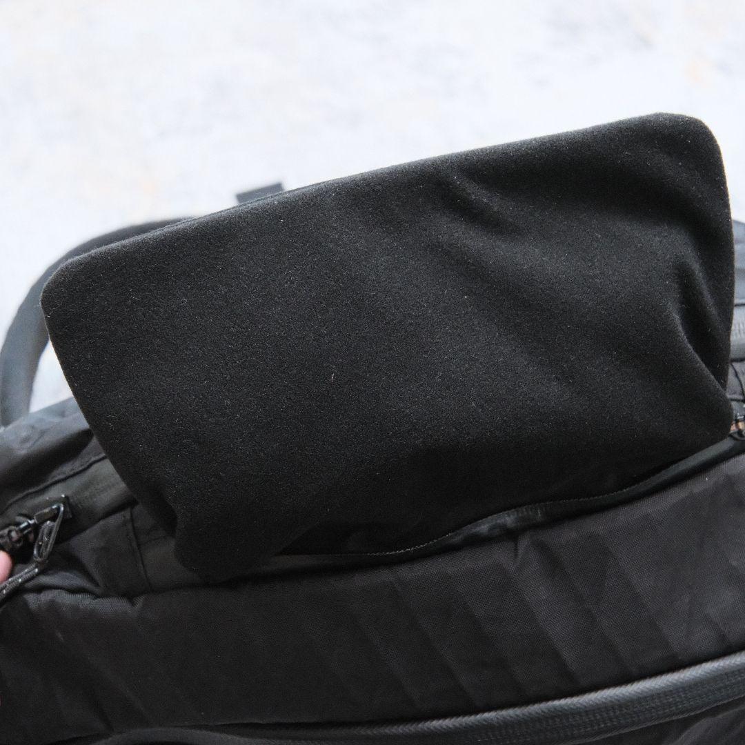 バッグ Aer Travel Sling2 X-Pac