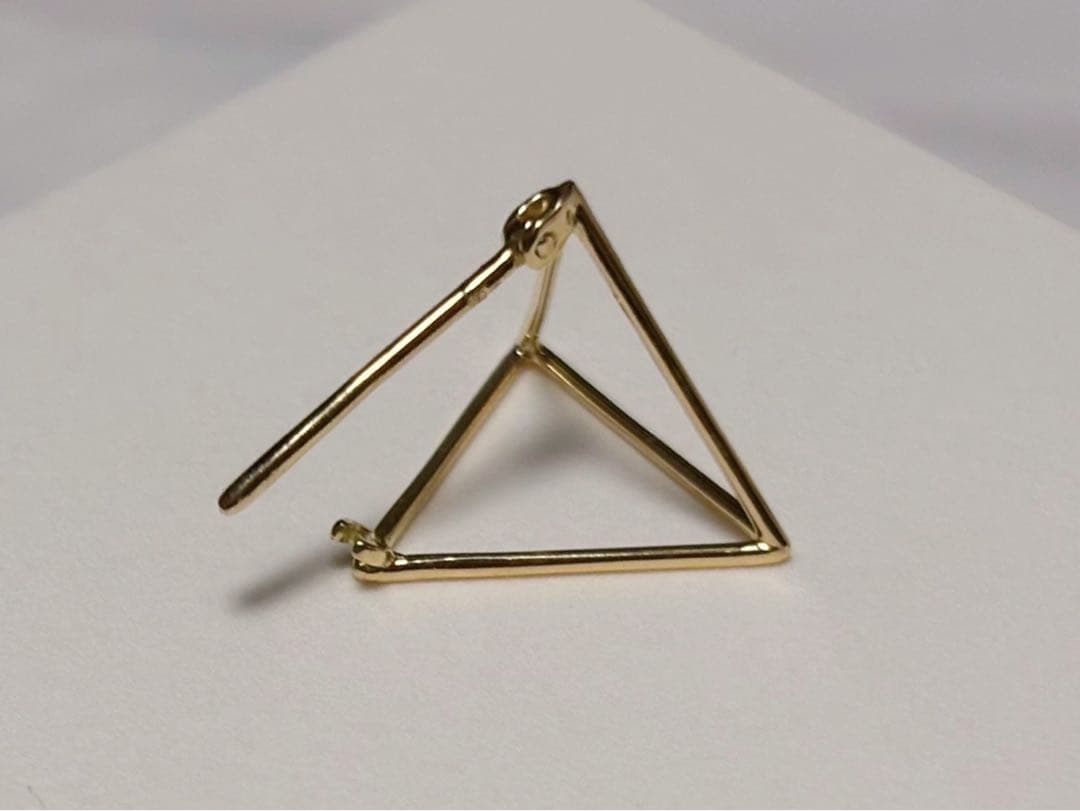 〈シハラ〉トライアングルピアス15