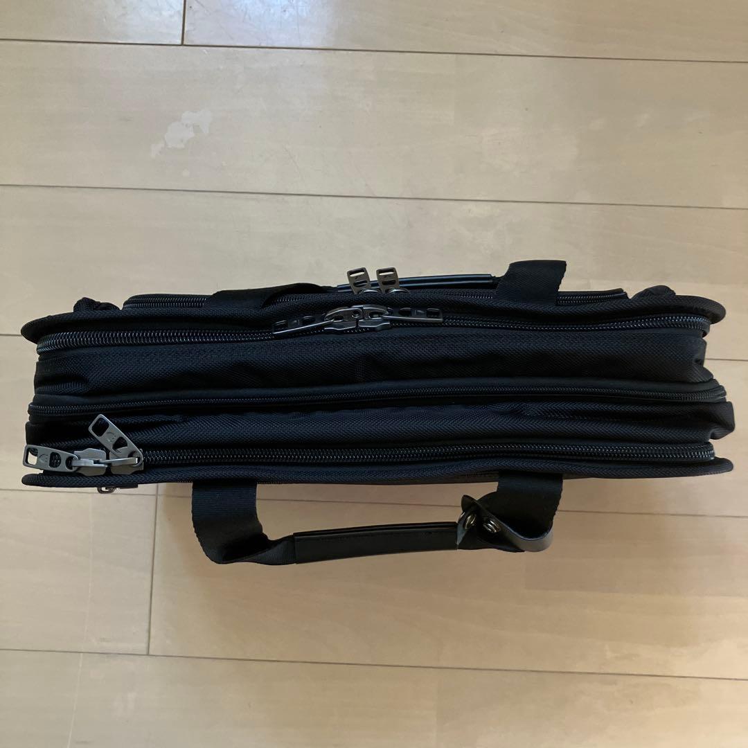 【新品未使用品】限定値下げ　バーマスBERMAS 黒ビジネスバックブリーフケース