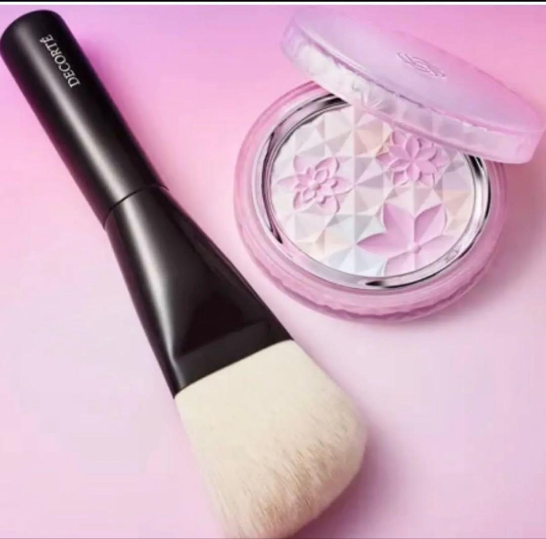 04 twilight bloom AQ オーラリフレクター コスメデコルテ