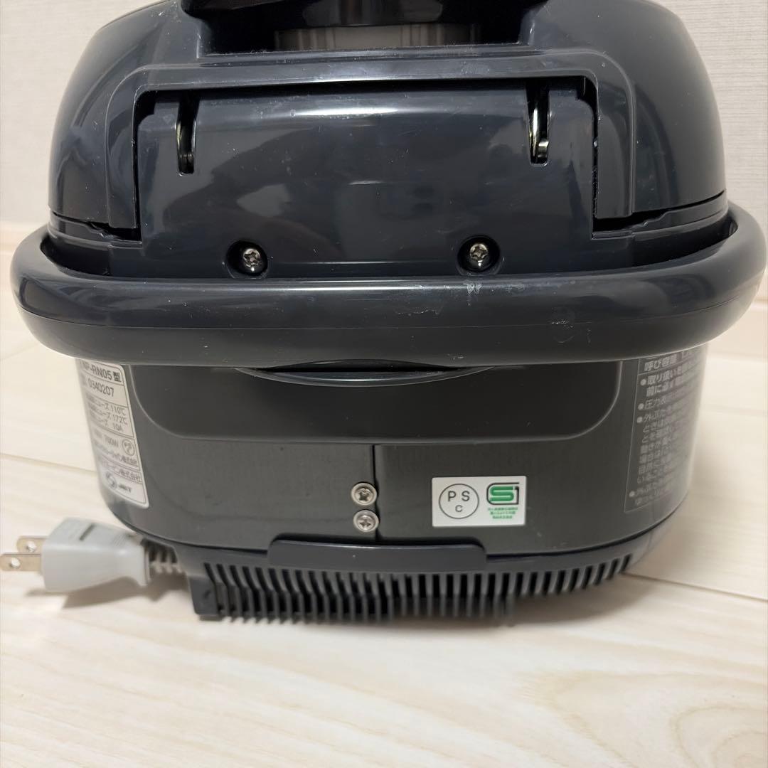 象印　圧力IH炊飯ジャー極め炊きNP-RN05 2024年製