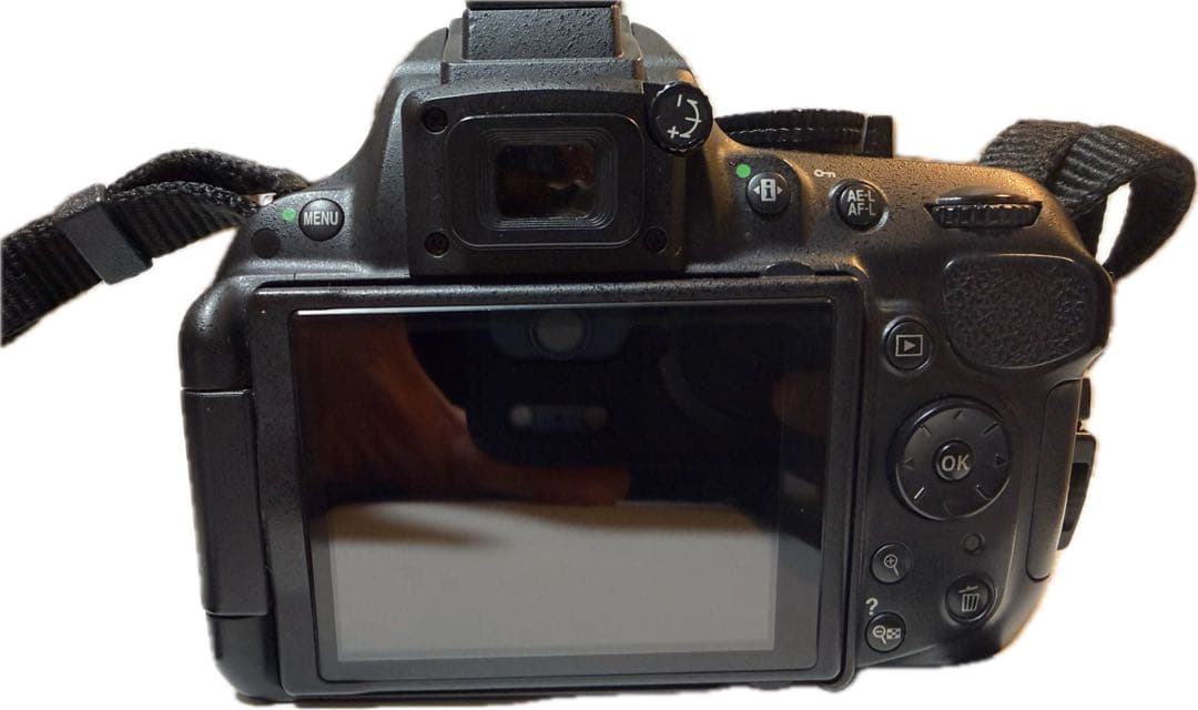 Nikon デジタル一眼レフカメラ D5200 レンズキット