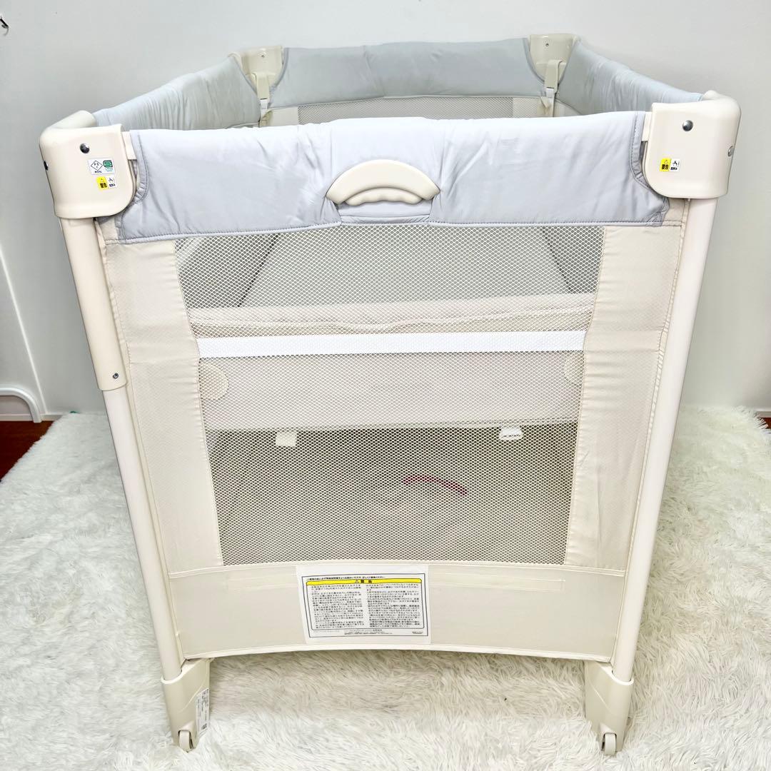美品 Aprica ココネルエアーAB ベビーベッド 折りたたみ ホワイトグレー