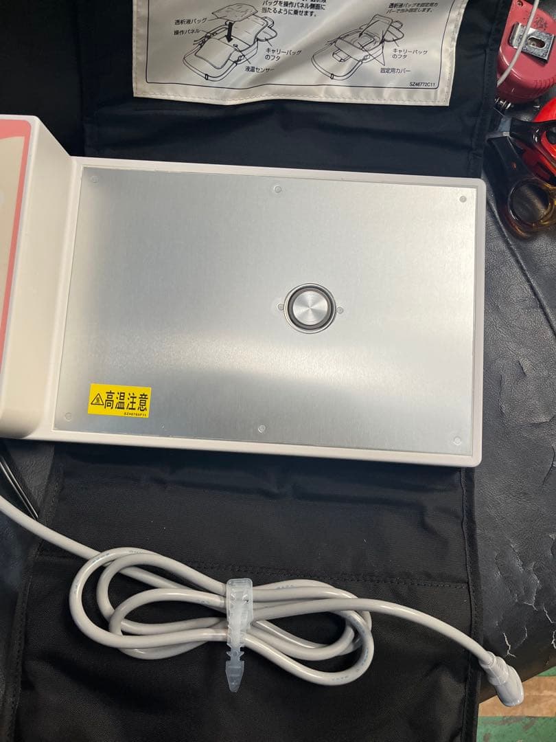 中古品　baxter バクスター　ぽかおん　　腹膜透析　小型バッグ加温器