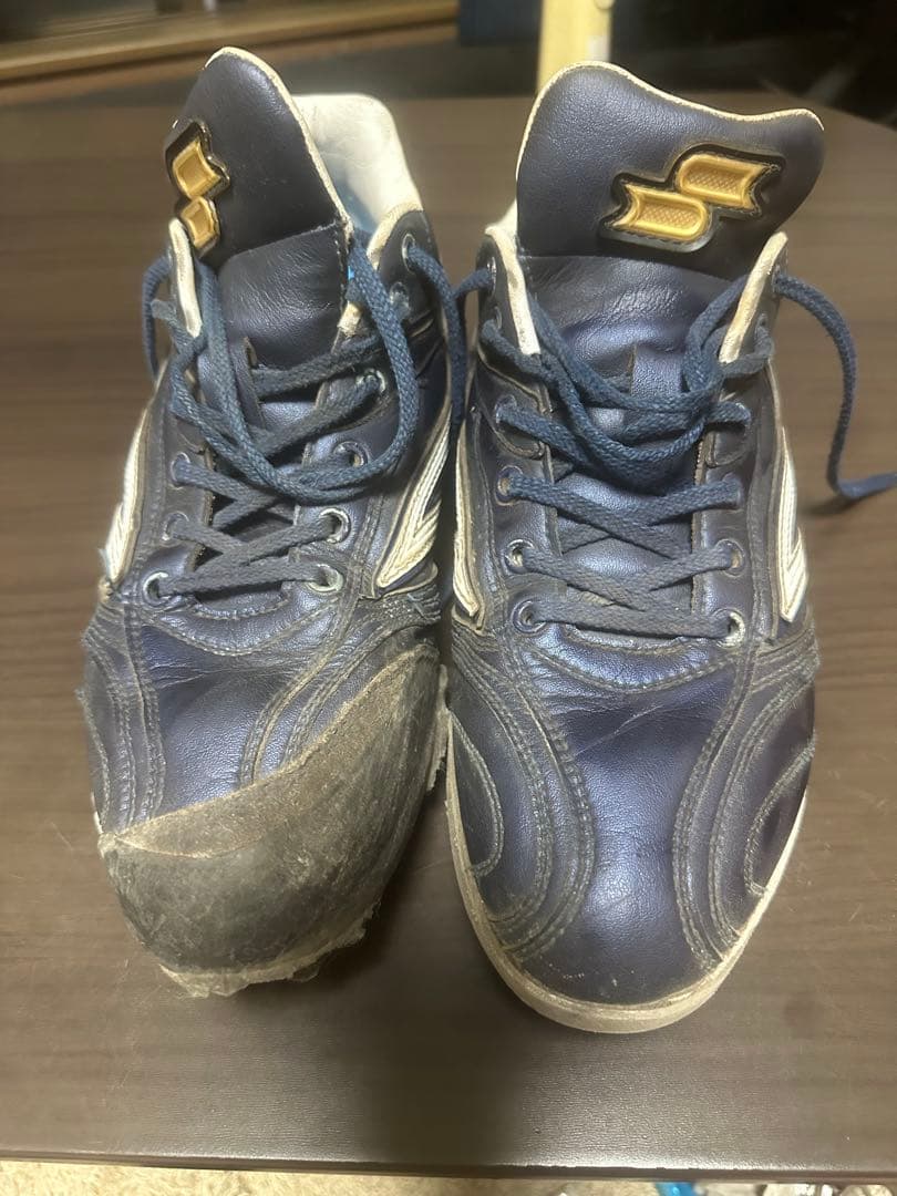 ヤクルトスワローズの赤羽由紘選手実使用スパイク